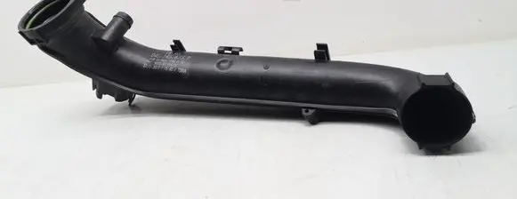 Volkswagen Jetta USA Intercooler hose/pipe 04E145673P