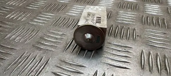 Lexus UX Air conditioning (A/C) expansion valve 75005940