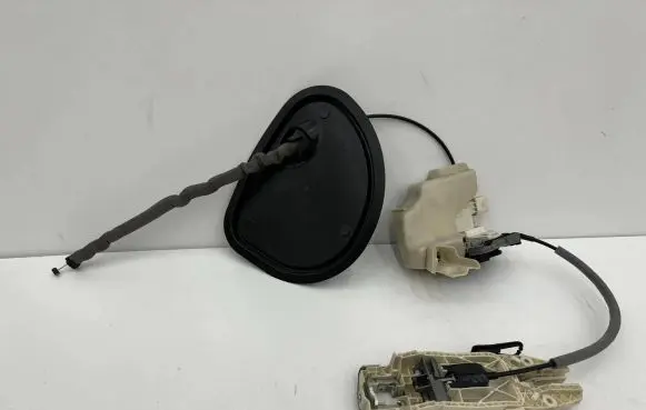 Audi TT TTS RS Mk3 8S Front door exterior handle 5N0837017D 8S0837885 8S0837916