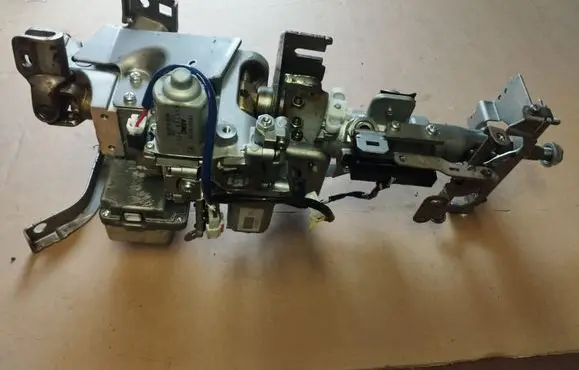 Infiniti G37 Steering wheel axle 8367000052 75090010