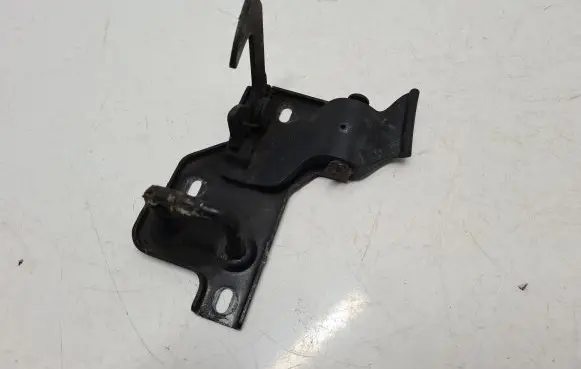 Skoda Yeti (5L) Engine bonnet/hood lock/latch loop/hook 5L0823480