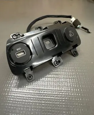 KIA EV6 USB socket connector CV000221007