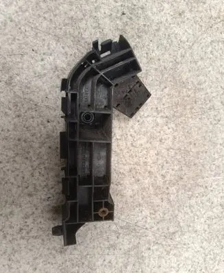 Honda Civic IX Front bumper mounting bracket MT4198