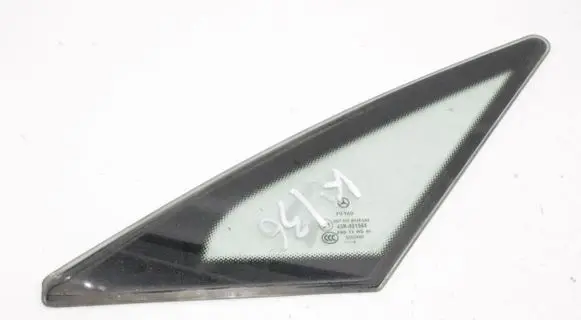 Mercedes-Benz E C207 W207 Rear side window
