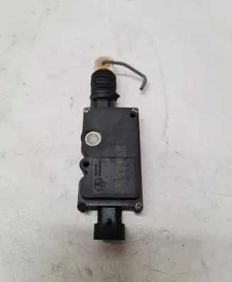 Citroen C5 Central locking motor 334250 089102