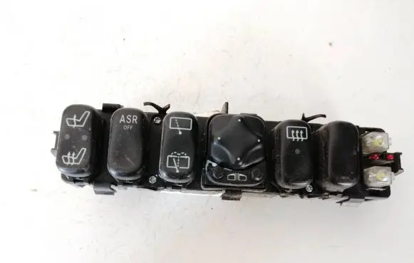 Mercedes-Benz A W168 Windscreen/window heater switch 1688203810 33011101