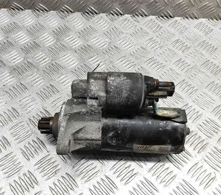 Volkswagen Caddy Starter motor 0001123044 0001123045
