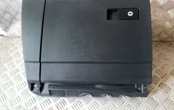 Volkswagen Sharan Glove box 7N2857114