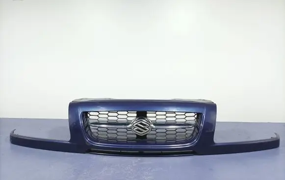 Suzuki Grand Vitara I Front grill 72111-65DA0