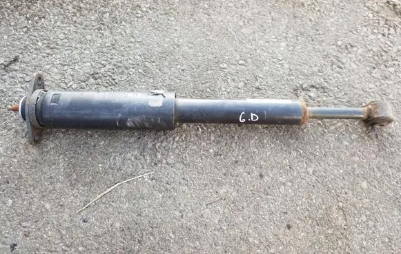Chrysler 300C Rear shock absorber/damper P68192735AA 68192735AA