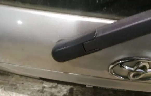 Toyota Corolla E120 E130 Rear window wiper motor 