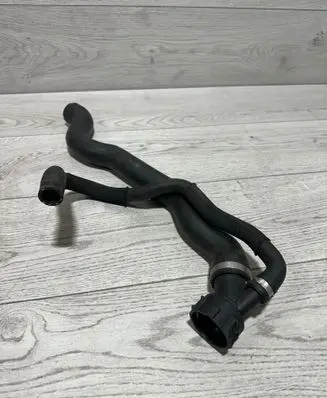 BMW 5 F10 F11 Engine coolant pipe/hose 8514243