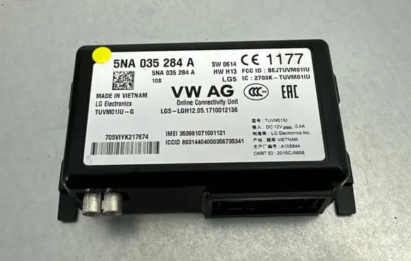 Volkswagen Tiguan Gateway control module 5NA035284A