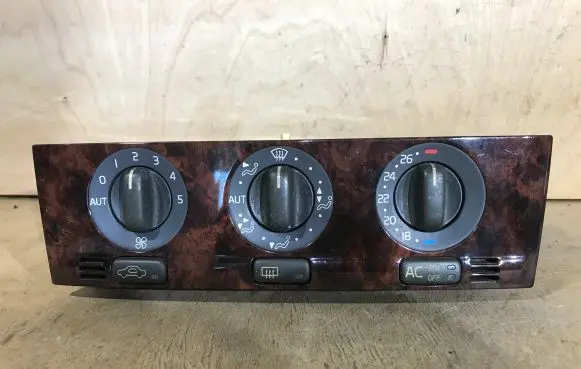 Volvo S40, V40 Climate control unit 889558 99W40K