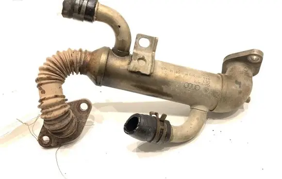 Skoda Fabia Mk2 (5J) EGR valve cooler 045131513P