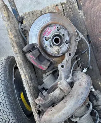 Toyota Yaris Verso Front wheel hub spindle knuckle 3463636