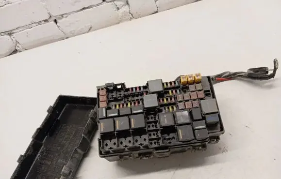 Ford Ranger Fuse box set AB3914A076BF