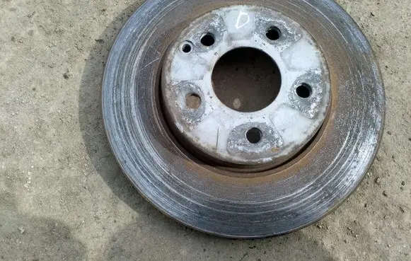 Mercedes-Benz E W211 Front brake disc