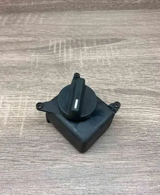 BMW 6 E24 Light switch 1373438 5HB00440800