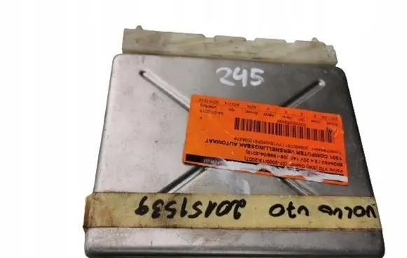 Volvo V70 Engine ECU kit and lock set P09480761CA