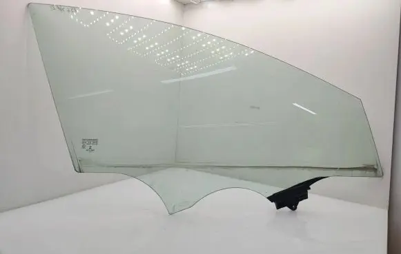 Hyundai i40 Front door window glass four-door 43R00348 DOT503AS2M481