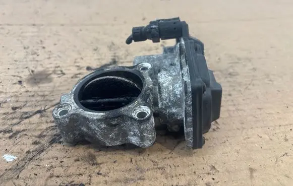 Mini Cooper Countryman R60 Throttle valve 7810752 50836904 10378517