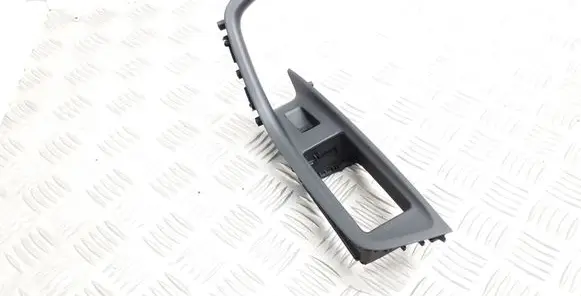 Audi A6 S6 C7 4G Rear door handle trim 4G0867372
