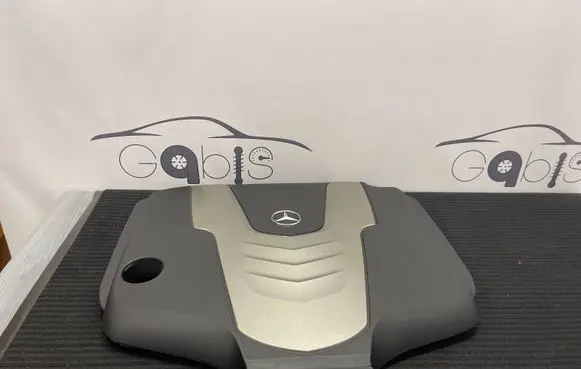 Mercedes-Benz GLC X253 C253 Engine cover (trim) A6420108309