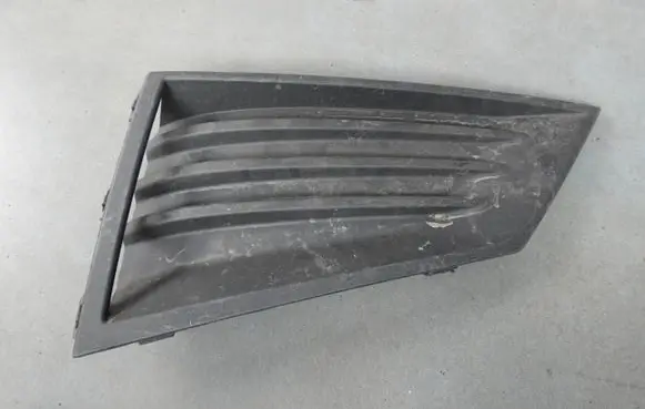 Skoda Fabia Mk4 (6VA) Front bumper lower grill 3200201126 6VA807368 011260366001