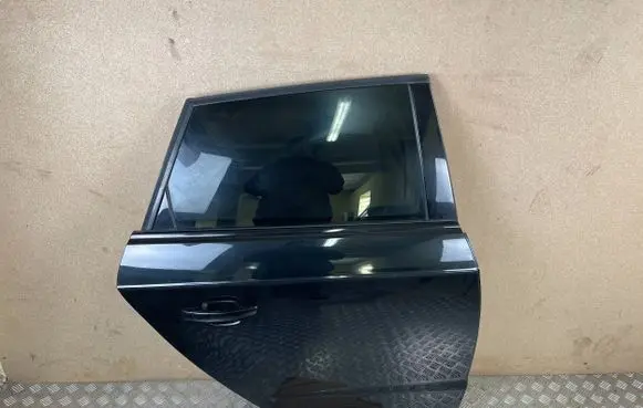 Audi A3 S3 8V Rear door