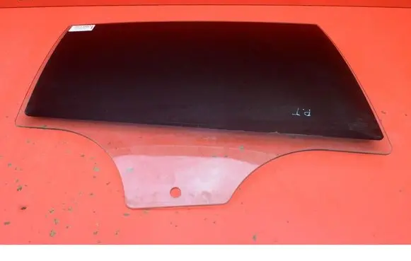 BMW 7 F01 F02 F03 F04 Rear door window glass 