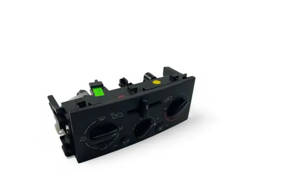Peugeot 207 Interior fan control switch N102079B