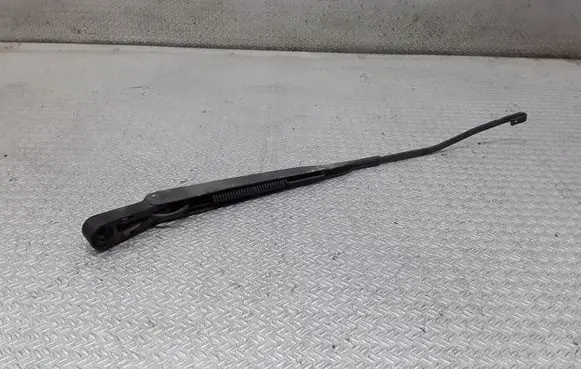Hyundai Elantra Rear wiper blade arm