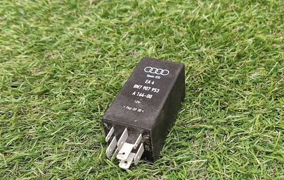 Audi TT Mk1 Other relay 8N7907953