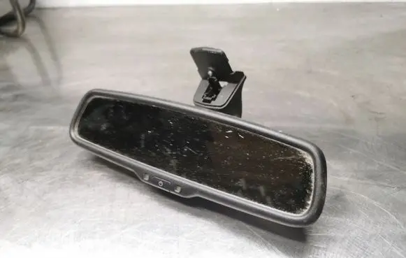 Chevrolet Captiva Rear view mirror (interior)
