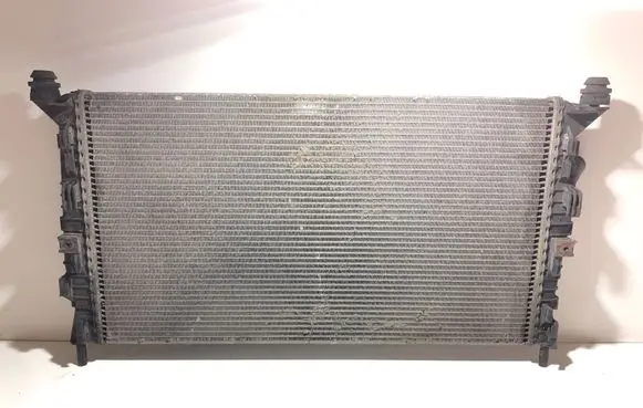 Volvo V50 Coolant radiator 3M5H8005TJ