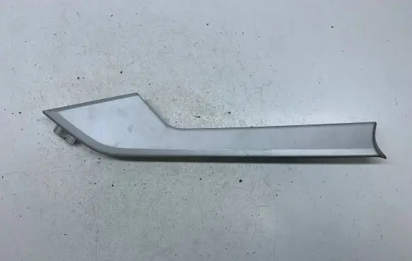 Audi A4 S4 B9 Front door trim bar 8W0867409L