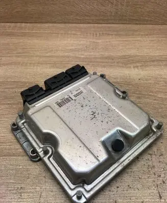 Peugeot 307 Engine control unit/module ECU 9644606180 0281010779 USED