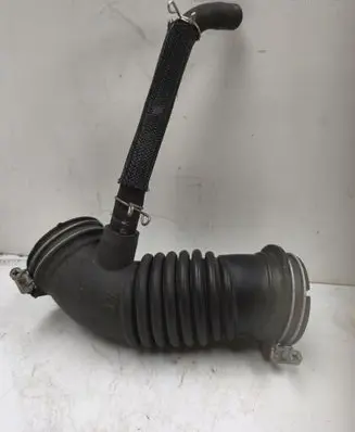 Toyota Auris 150 Breather/breather pipe/hose 17881-0T060