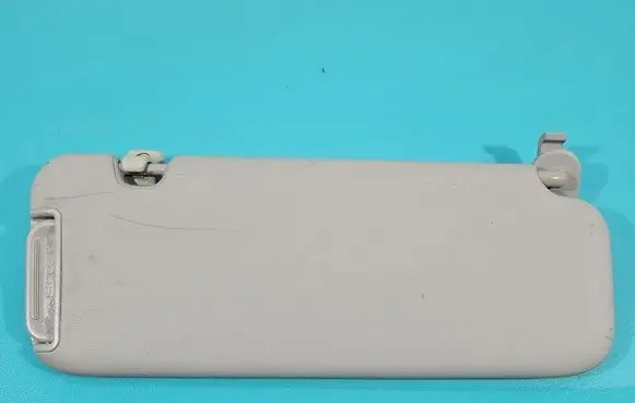Sun visor