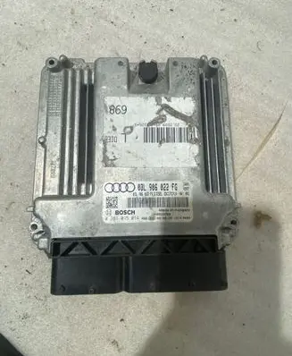 Audi A6 S6 C6 4F Engine control unit/module 03L906022FG 0281015014