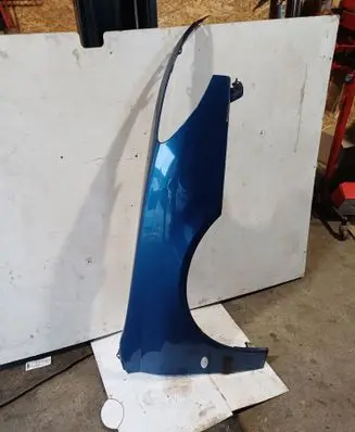 Peugeot 607 Fender