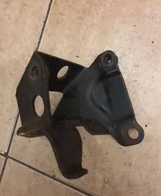 Volkswagen Corrado Gear shift cable bracket 1H0199273D