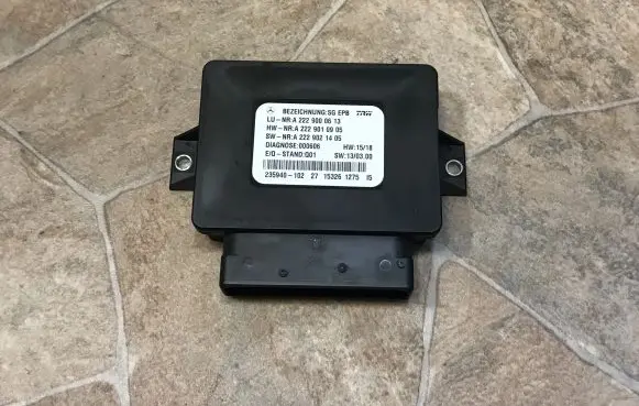 Mercedes-Benz S C217 Rear brake EMF control unit/module A2229000613