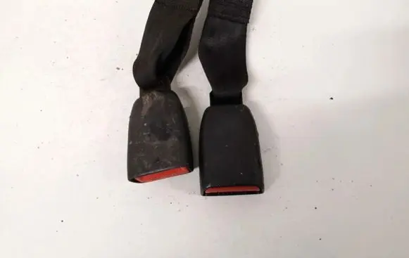 Chrysler Sebring (ST-22 - JR) Middle seatbelt buckle (rear) 