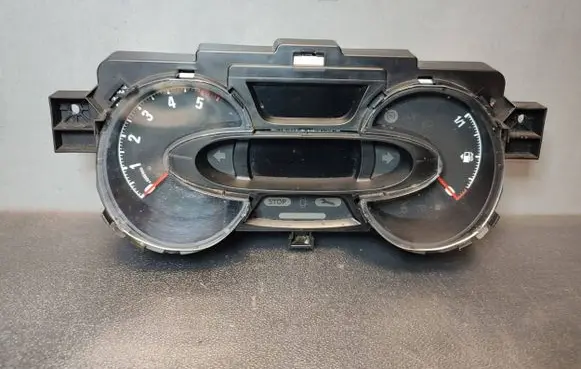 Opel Vivaro Speedometer (instrument cluster) 248108321R
