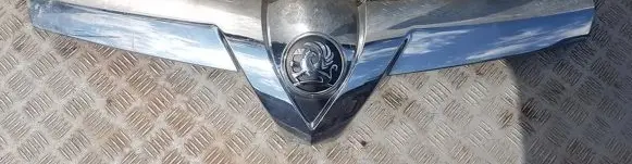 Opel Astra H Front grill 13197514