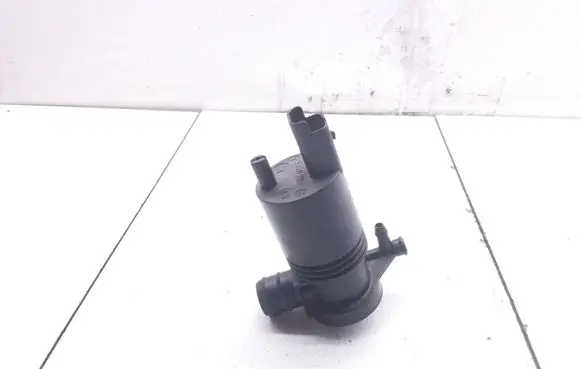 Nissan Navara D23 Windscreen/windshield washer pump 1024251 1912250557N