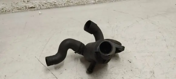 Thermostat/thermostat housing