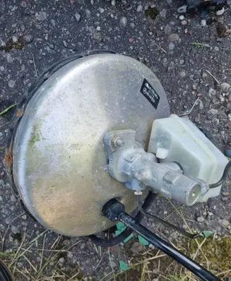 Mercedes-Benz E W210 Brake booster 03776241014 041701N 0044302930